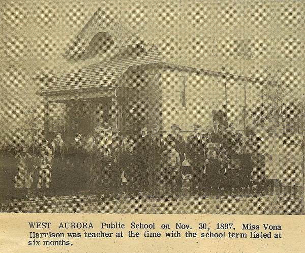 47 West Aurora Public School