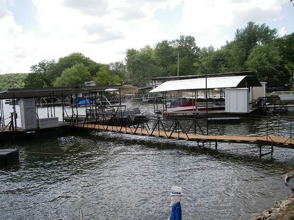 21 McClain Docks at Lake