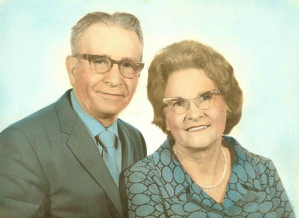 46 Reber and Faye McClain Hawkins - Parents of Gary
