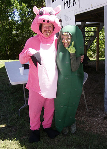 02 Mr. and Mrs. Pig and Pickle