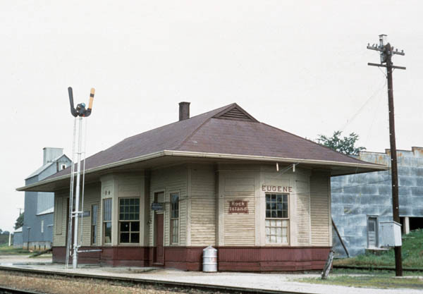 10 Eugene Train Station - 1957 - Howard Killiam