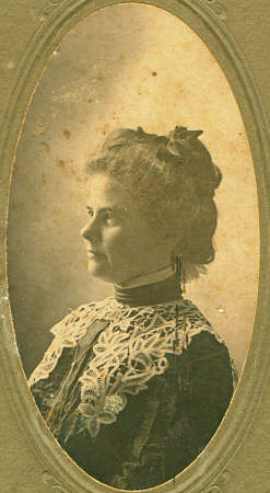  Stella Moore 