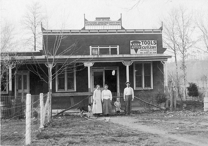 Hoecker General Store