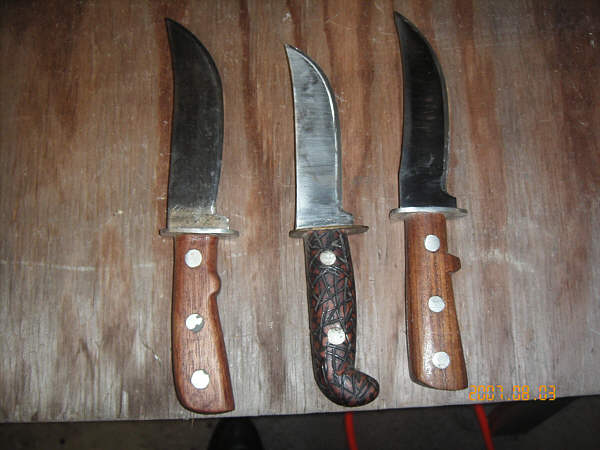  25 Handmade knives 