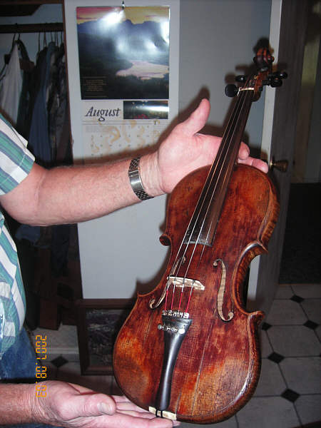  27 Old German fiddle made with beveled edges 