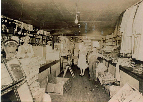 13 Madison Bear Bagnell Store; Frank,Dad,customer,David