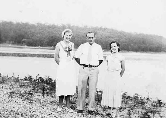 15 Lena,Arthur,Marie Bear