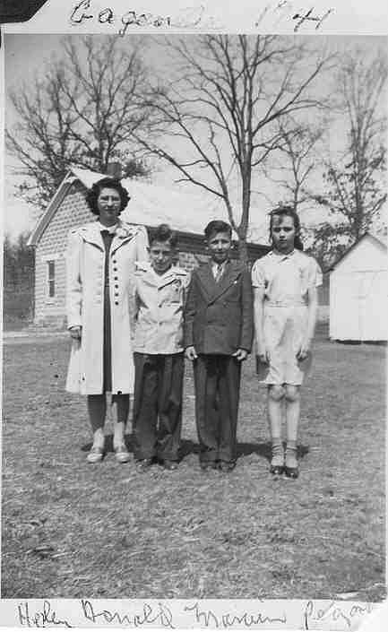  11 Helen Gibson, Marvin and Donald graham, Peggy Buster 1944 