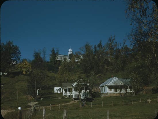 24 Lizzie Johnson and Doug McGowan homes