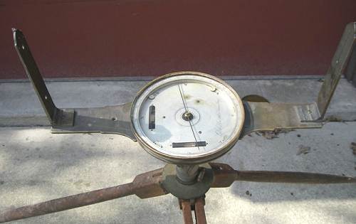31 Old Survey Instrument and Dial