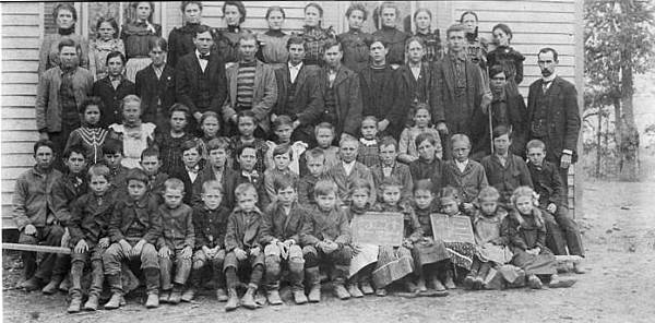 19 Ginger Ridge School - 1900