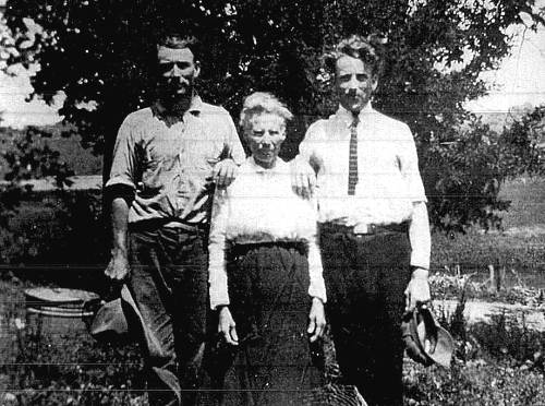 12 Everett Douglas McGowan, Minerva Willis McGowan and Perry Oscar McGowan