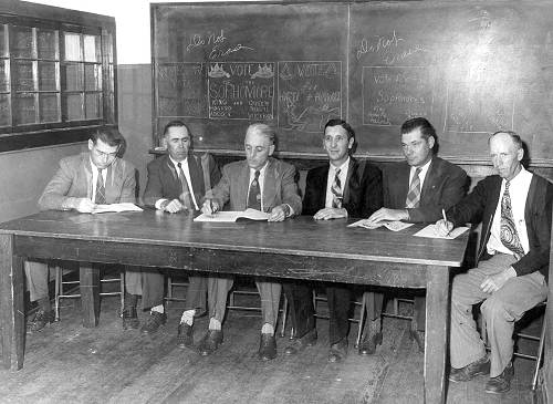 14 School Board - Doctor Humphrey, George Barron, Garrett Berry, Frank Martin, Ansel Pryor and Herman Abbett