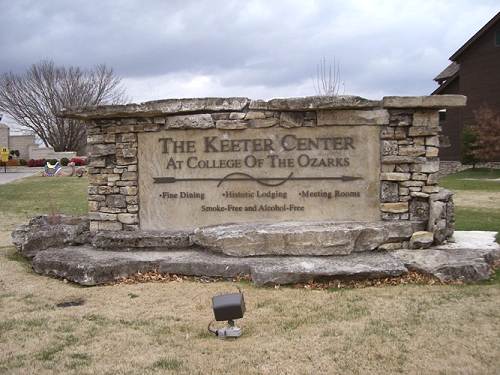 11 Entrance to Keeter Center