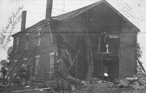 07 Second Courthouse Being Remodeled - 1909