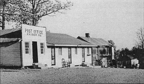 26 Kaiser Post Office - Circa 1936