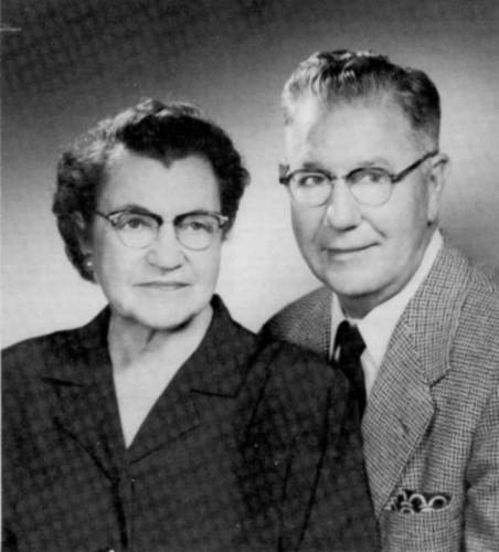 07 W.L. Allee and Maude Franklin Allee - 1952