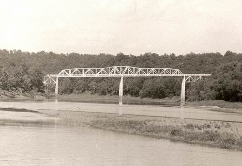 16 New Bridge at Tuscumbia - 1933