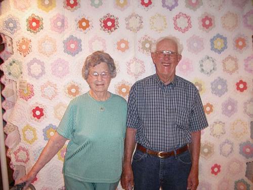 43 Betty and Kleo Robertson - Quilt made by Laura Martin, wife of George