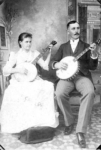 06 Estella Moore Garner and Hugh Garner - Iberia Banjo Club - 1893