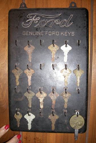 27 Car Key Board
