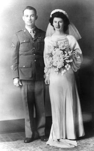 25 Leonard and Helen Heafy Schulte Wedding - 28 April 1945
