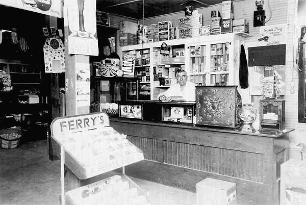 10 George Nichols Store - 1930's