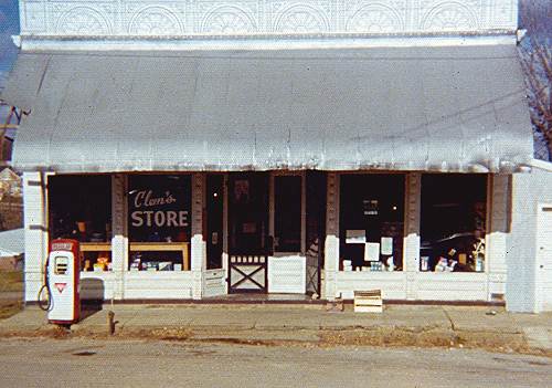 16 Clem's Store