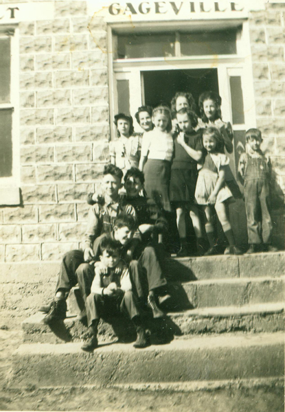 Gageville Students - 1940